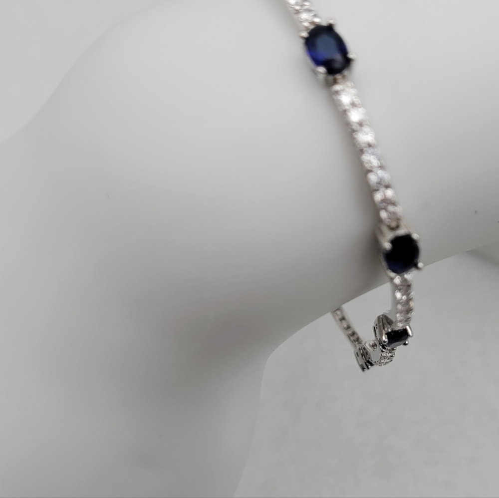 Oval Blue Sapphire and Cubic Zirconia 925 Sterling Silver Bracelet